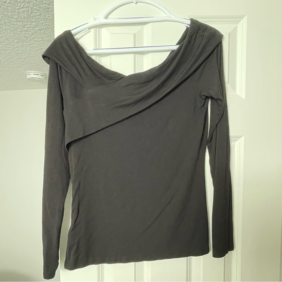 Express Black Off Shoulder Top - Medium - Picture 3 of 3